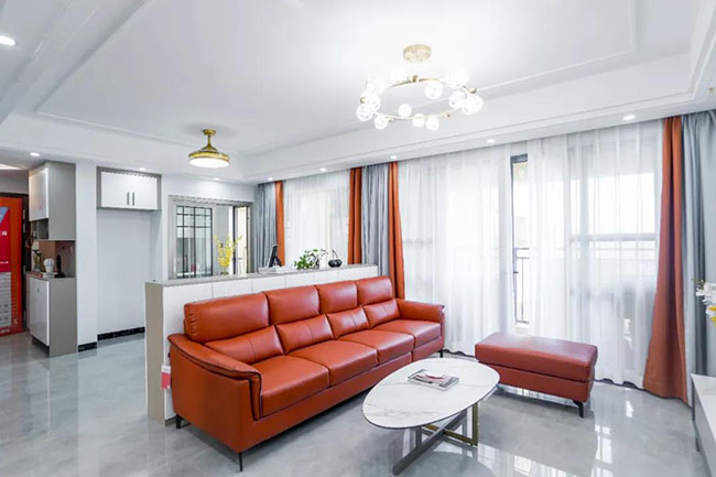 112㎡現代簡約，巧用配色締造環境格調，實用軟裝也能讓家庭美輪美奐